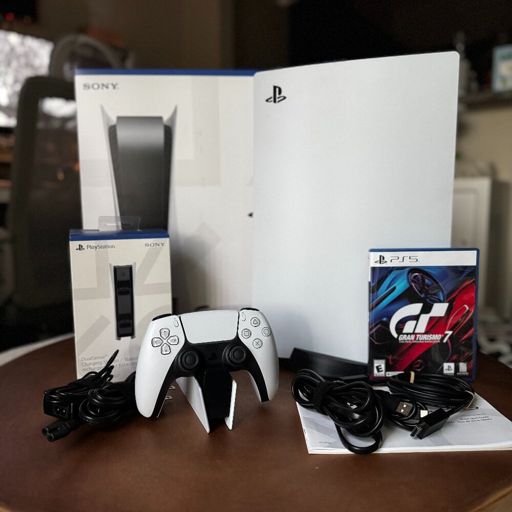 Play Station 5 (Disc Edition)